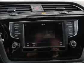 Volkswagen Touran (2016) thumbnail 19