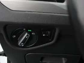 Volkswagen Touran (2016) thumbnail 28