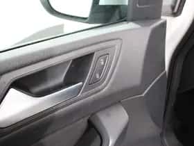 Volkswagen Touran (2016) thumbnail 29