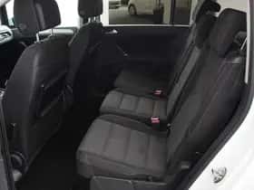 Volkswagen Touran (2016) thumbnail 31