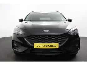 Ford Focus (2022) thumbnail 2