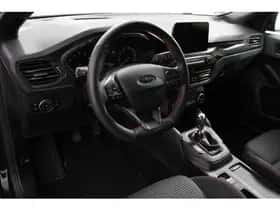 Ford Focus (2022) thumbnail 7