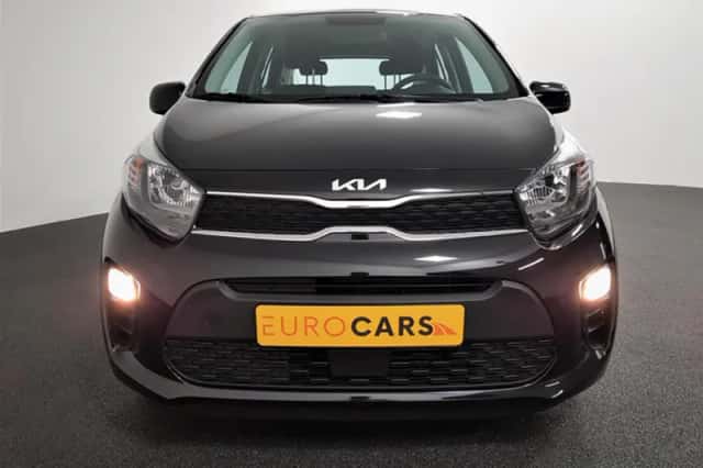 Kia Picanto (2021) thumbnail 2