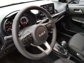 Kia Picanto (2021) thumbnail 8