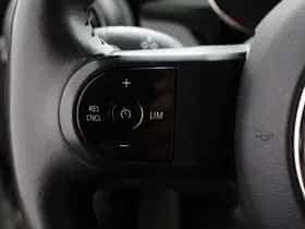 MINI Electric (2022) thumbnail 13