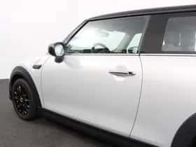 MINI Electric (2022) thumbnail 26