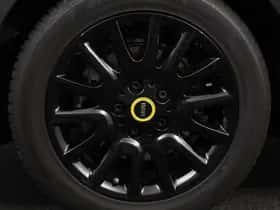 MINI Electric (2022) thumbnail 30