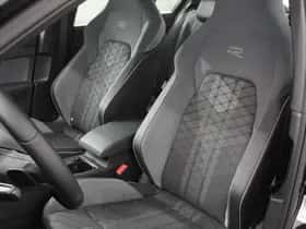Volkswagen Golf (2023) thumbnail 11