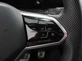 Volkswagen Golf (2023) thumbnail 17