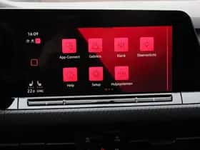 Volkswagen Golf (2023) thumbnail 21