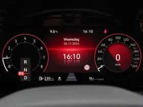 Volkswagen Golf (2023) thumbnail 25