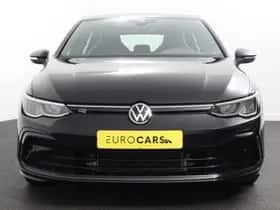 Volkswagen Golf (2023) thumbnail 4
