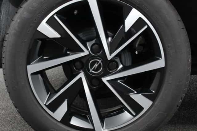 Opel Corsa (2024) thumbnail 4