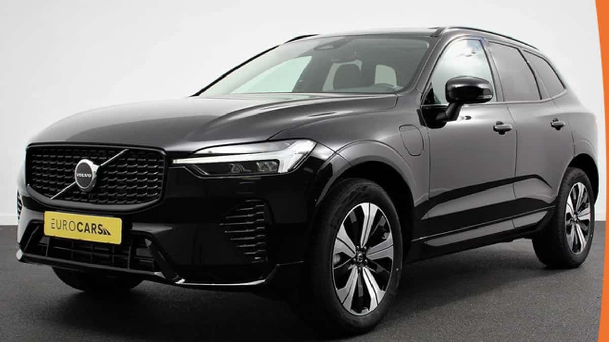 Volvo XC60 (2023) — foto 1