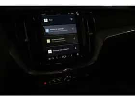 Volvo XC60 (2023) thumbnail 17