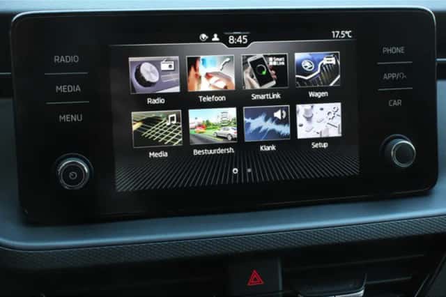Škoda Kamiq (2021) thumbnail 2