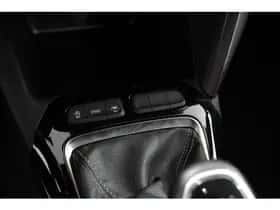 Opel Corsa (2023) thumbnail 18
