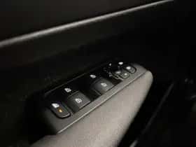 Volvo XC40 (2021) thumbnail 28
