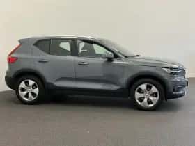 Volvo XC40 (2021) thumbnail 5