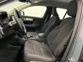Volvo XC40 (2021) thumbnail 9