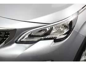 Peugeot 3008 (2021) thumbnail 18