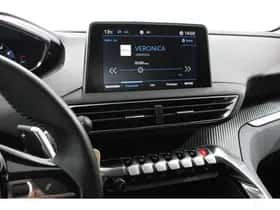 Peugeot 3008 (2021) thumbnail 3