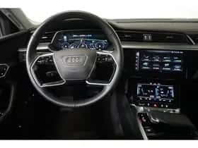 Audi e-tron (2019) thumbnail 12