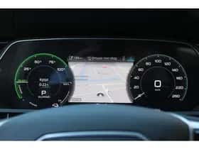 Audi e-tron (2019) thumbnail 3