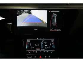 Audi e-tron (2019) thumbnail 10