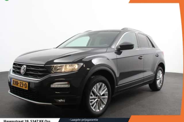 Volkswagen T-Roc (2021) thumbnail 1