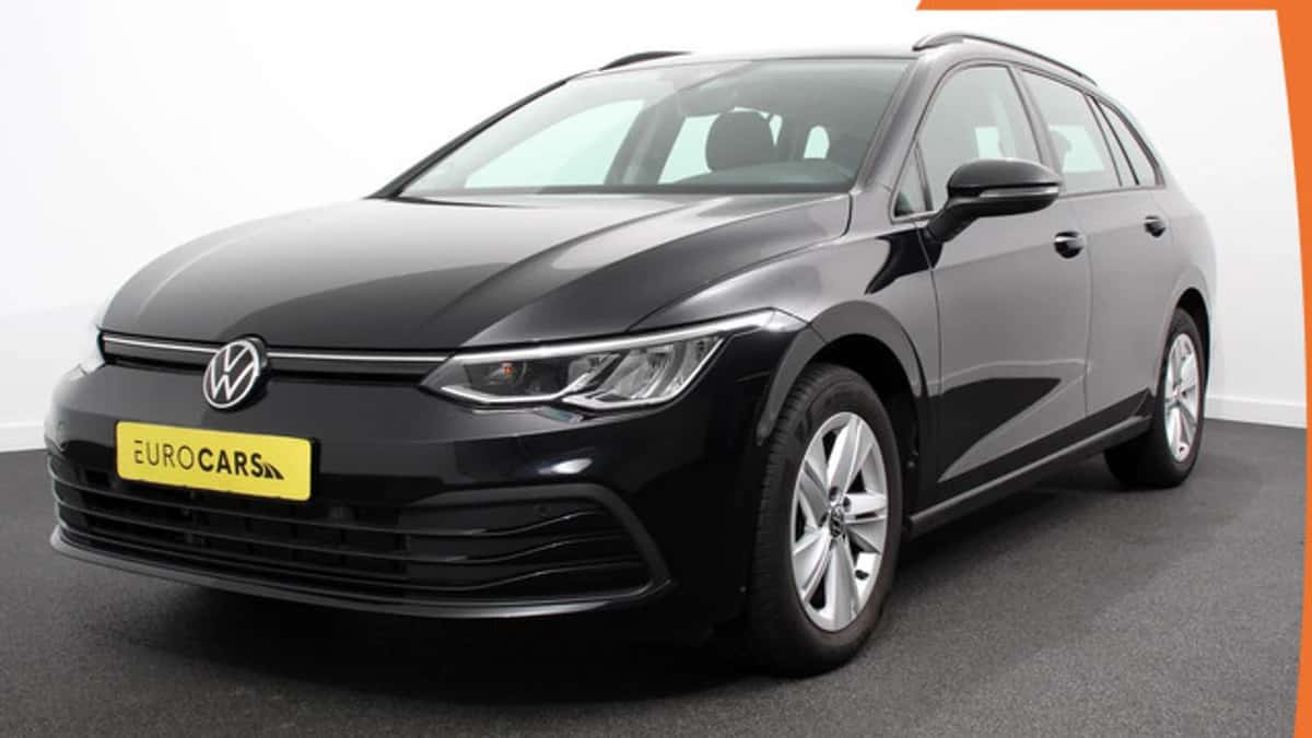 Volkswagen Golf (2021) — foto 1
