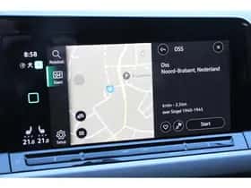 Volkswagen Golf (2021) thumbnail 3