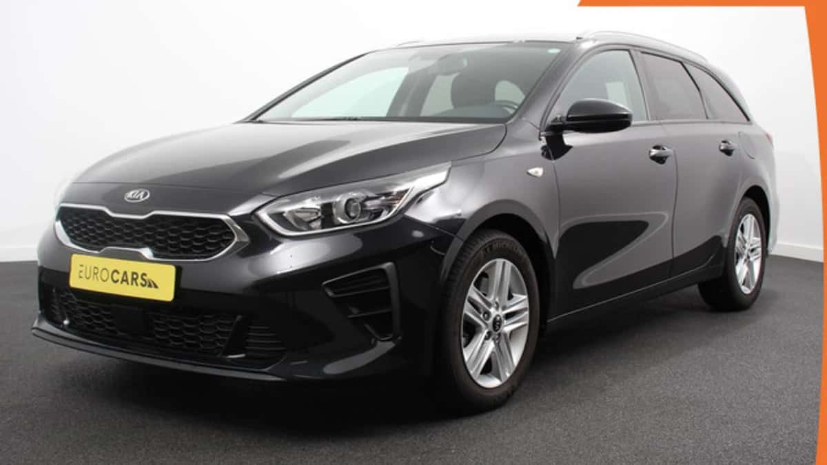 Kia Ceed Sportswagon (2020) — foto 1