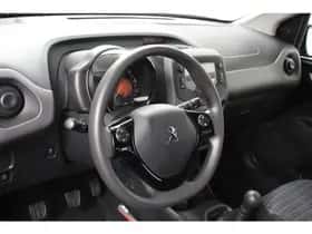 Peugeot 108 (2021) thumbnail 11