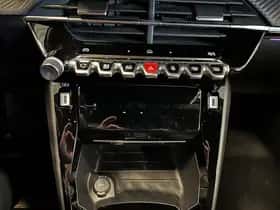 Peugeot 2008 (2024) thumbnail 15