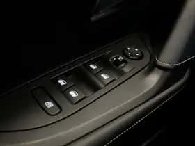 Peugeot 2008 (2024) thumbnail 27