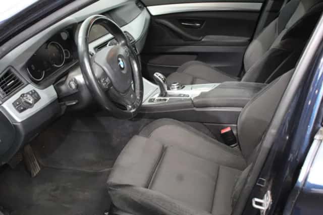 BMW 5-Serie (2013) thumbnail 3