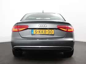 Audi A4 (2013) thumbnail 5