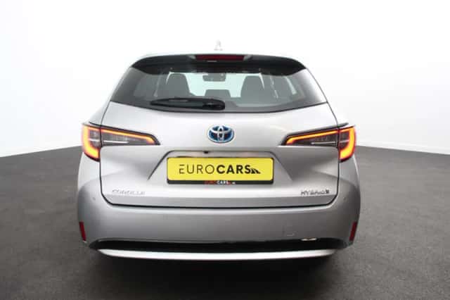 Toyota Corolla (2022) thumbnail 5
