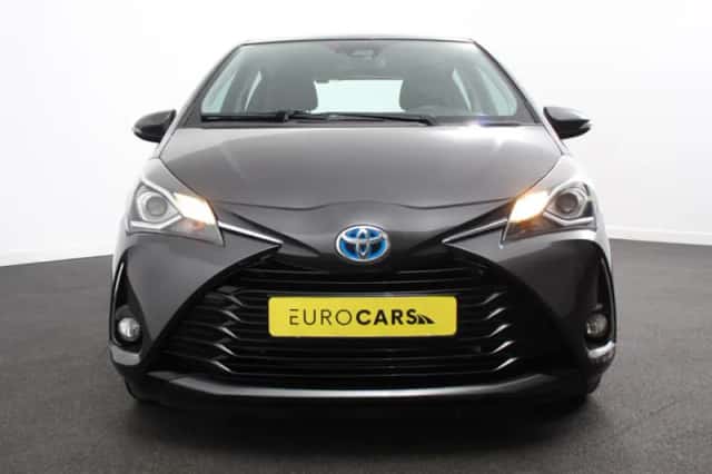 Toyota Yaris (2019) thumbnail 4