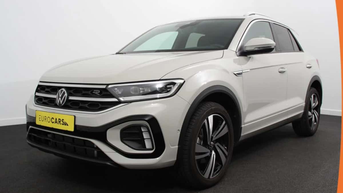 Volkswagen T-Roc (2024) — foto 1