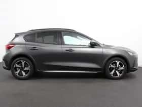 Ford Focus (2024) thumbnail 8