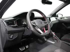 Volkswagen Polo (2024) thumbnail 2