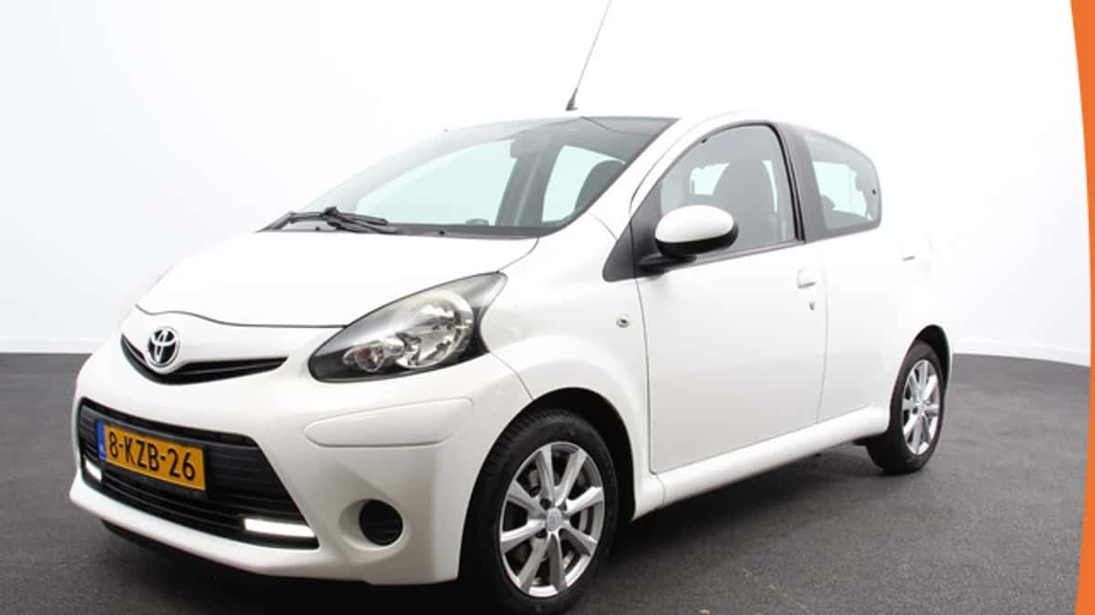 Toyota Aygo (2013) — foto 1