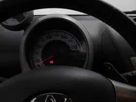 Toyota Aygo (2013) thumbnail 25