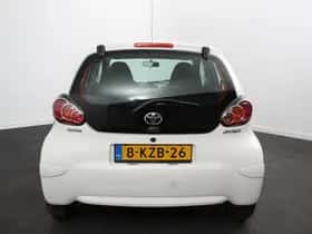 Toyota Aygo (2013) thumbnail 5