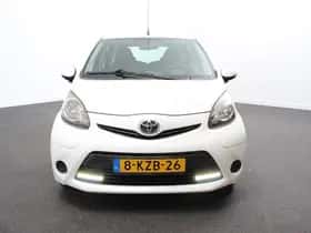 Toyota Aygo (2013) thumbnail 6