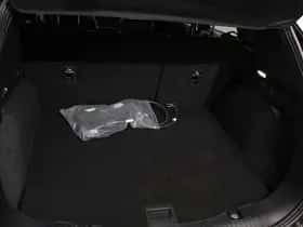 Ford Kuga (2023) thumbnail 23