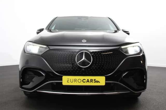 Mercedes-Benz EQE (2024) thumbnail 4