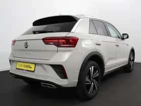 Volkswagen T-Roc (2024) thumbnail 4